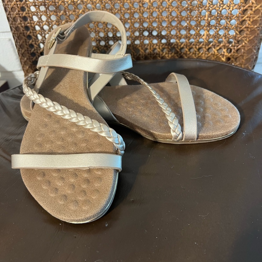#14 Sandals - Picture 5 of 5
